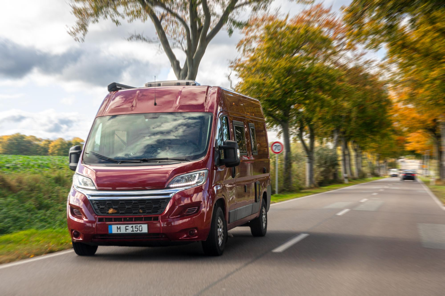 Ar galima vairuoti mikroautobusą su B kategorija: ką turi žinoti vairuotojas