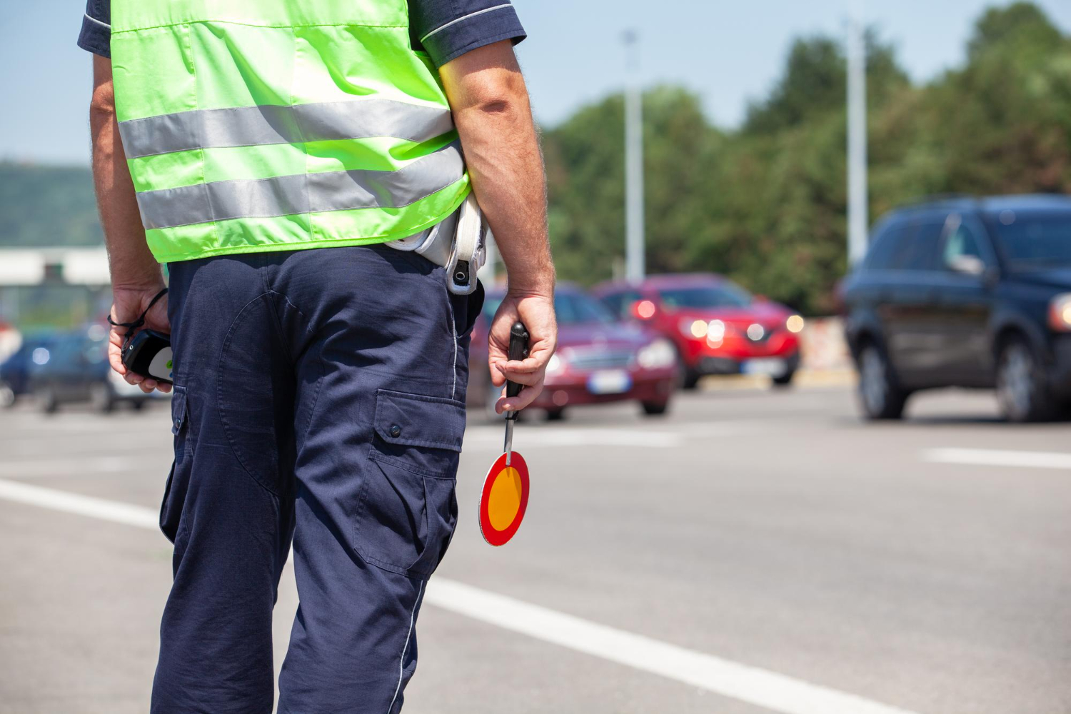 Kaip policija sprendžia dėl vairuotojo pažymėjimo atėmimo ir kas dažniausiai lemia baigtį