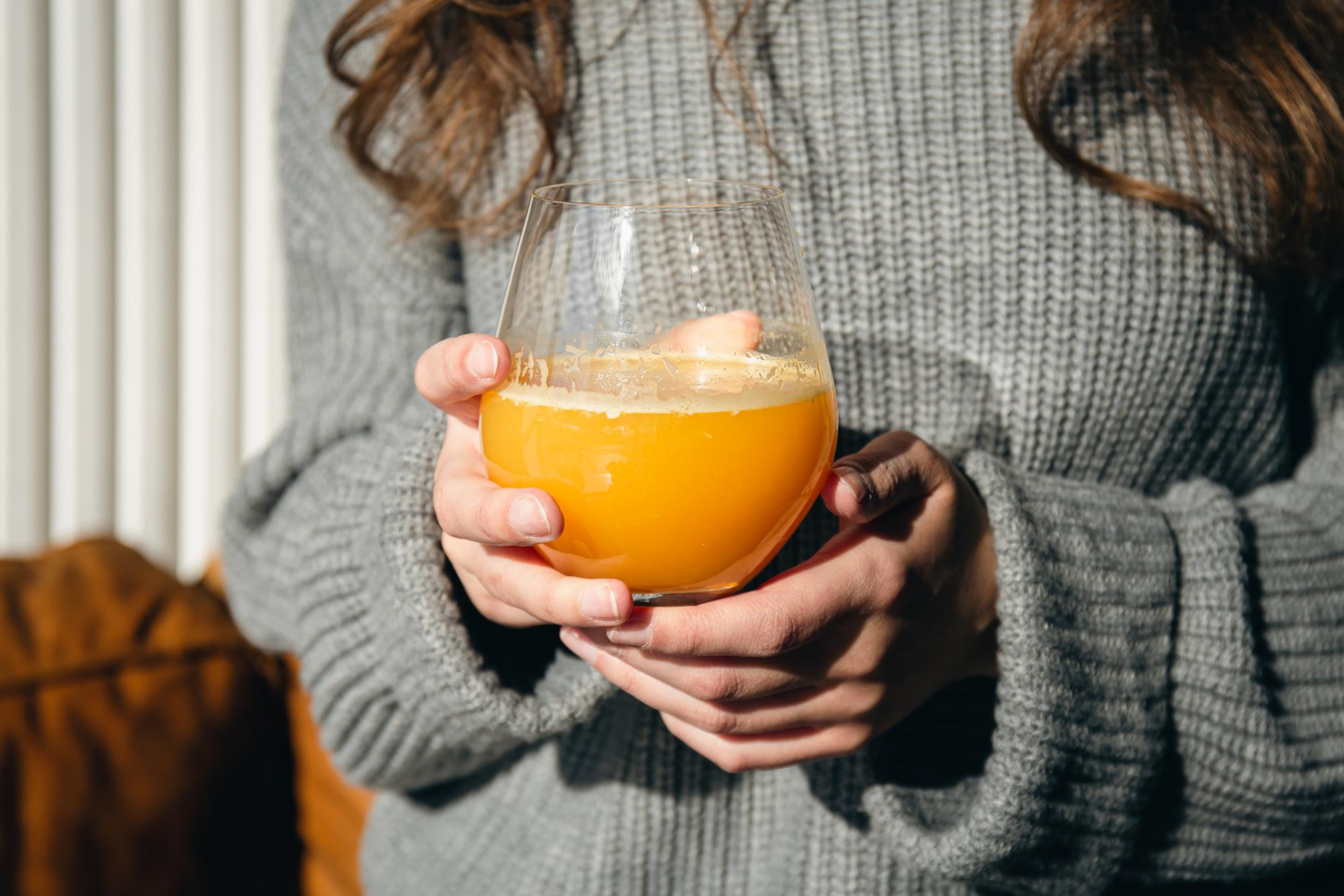 Gėrimas su ciberžole svorio metimui – kodėl jis taip giriamas