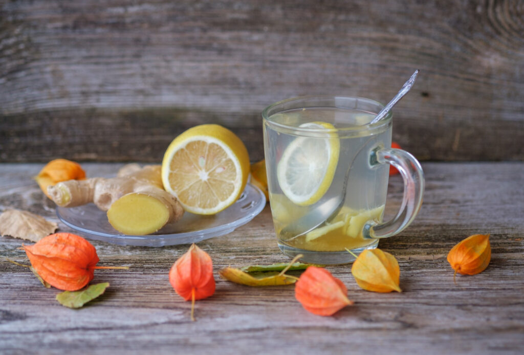 Inkstus „valantys“ gėrimai – kaip sumažinti kreatininą natūraliai?