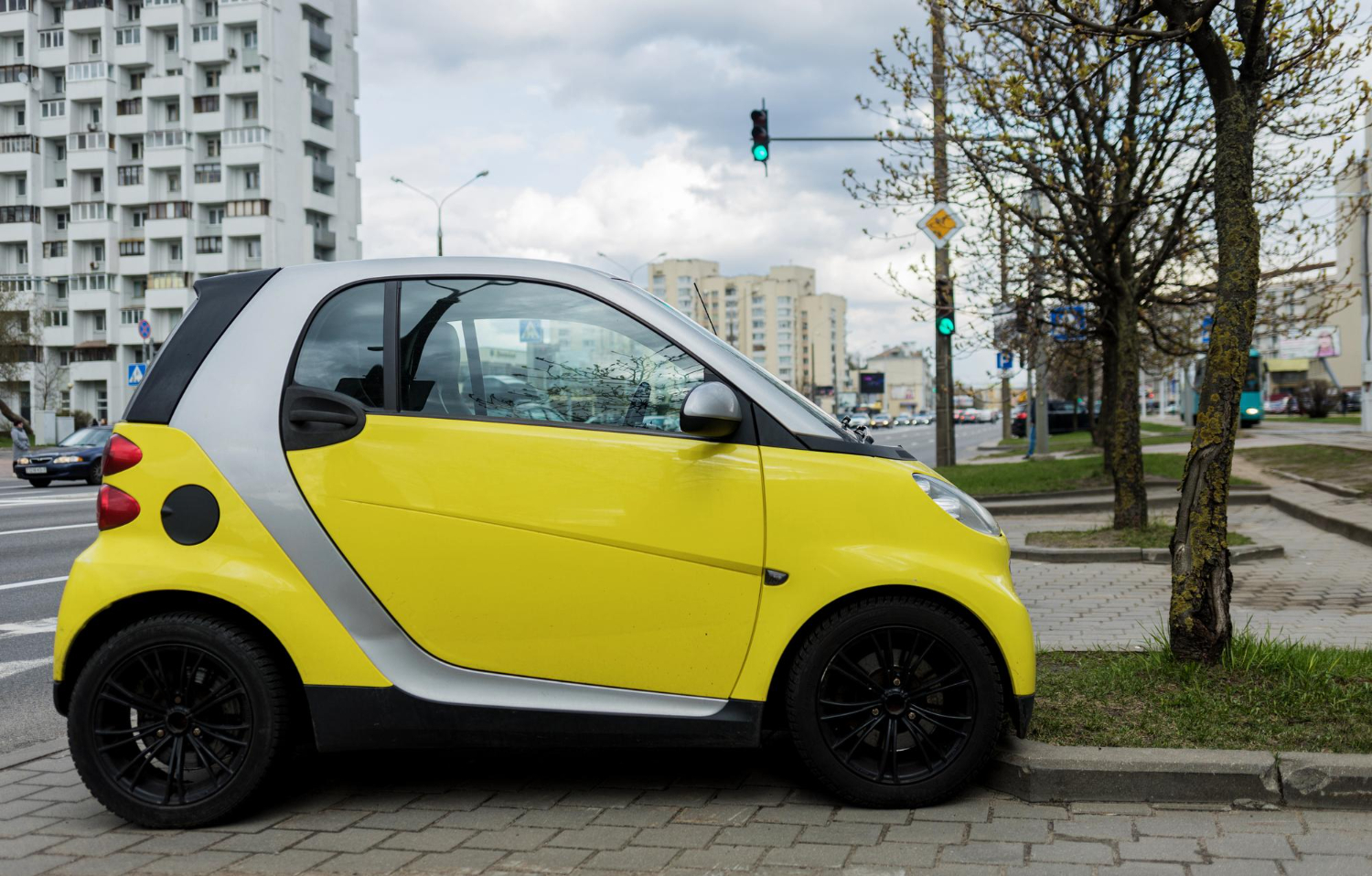 Kokius automobilius galima vairuoti nuo 16 metų Lietuvoje?